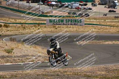 media/Apr-19-2025-AHRMA (Sat) [[3d98ca3309]]/Race/Group 5/Turn 4/